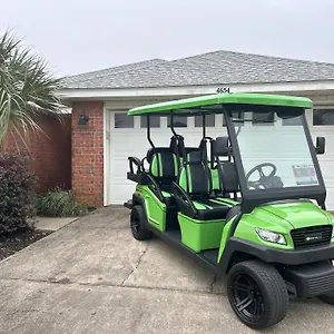 Windstarr Destin- Golf Cart Included, One Level, Close To Beach, Pet Friendly Holiday home Destin